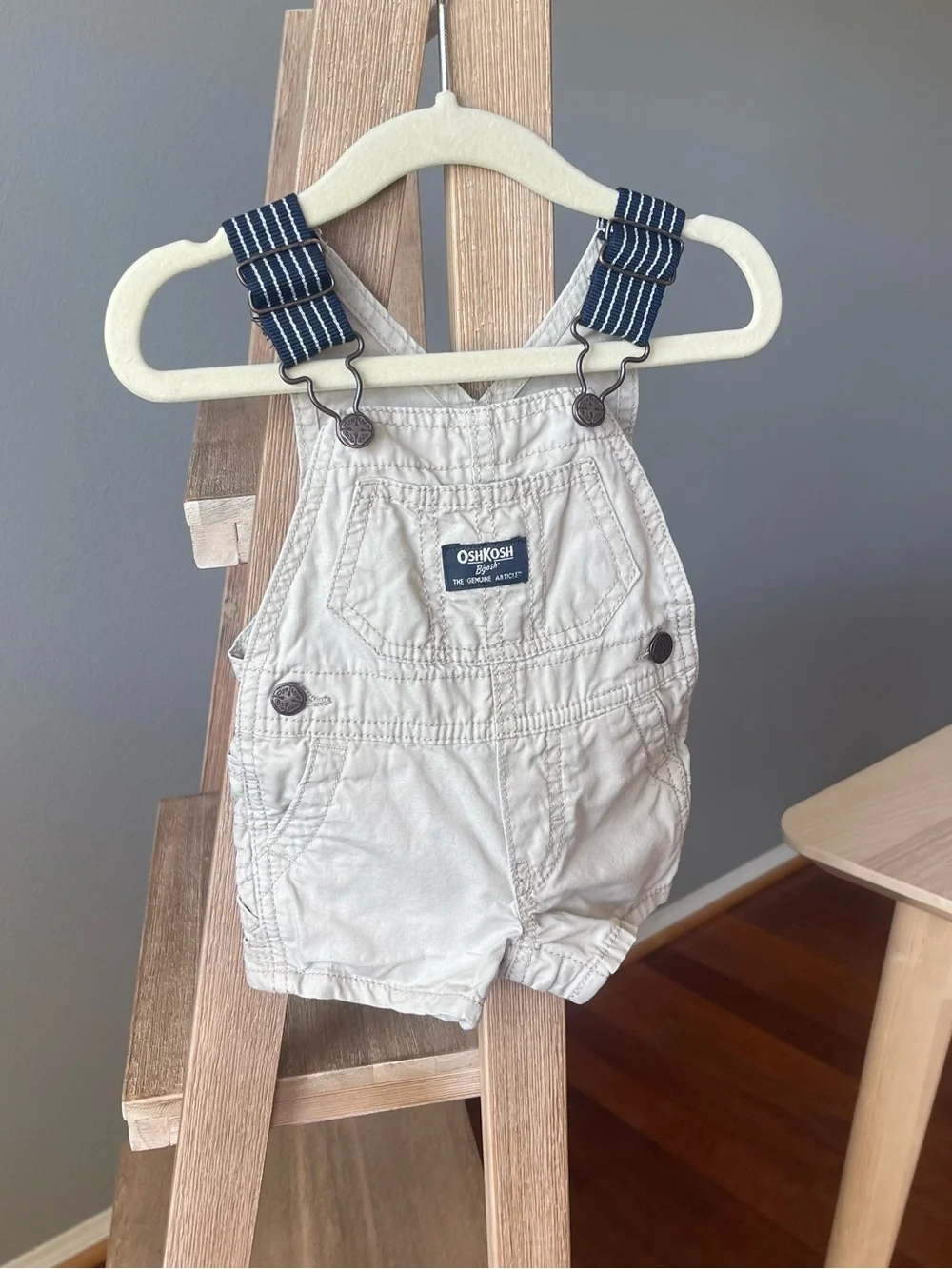 OshKosh Bgosh sweet classic